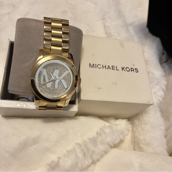 Micheal Kors watch. - Picture 1 of 2